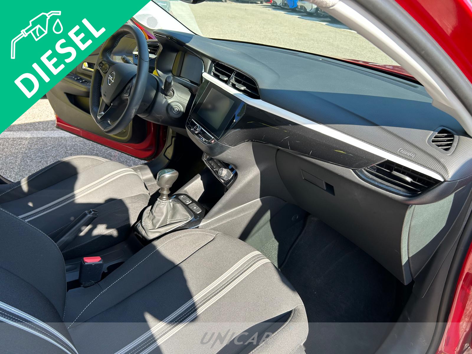 UNICAR Opel Corsa