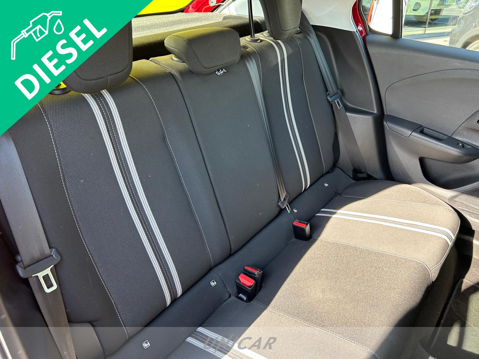 UNICAR Opel Corsa