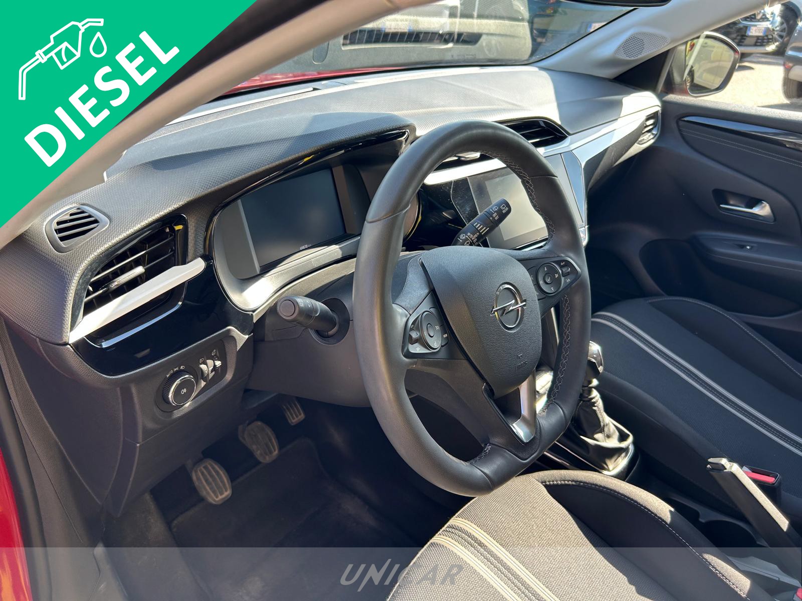 UNICAR Opel Corsa