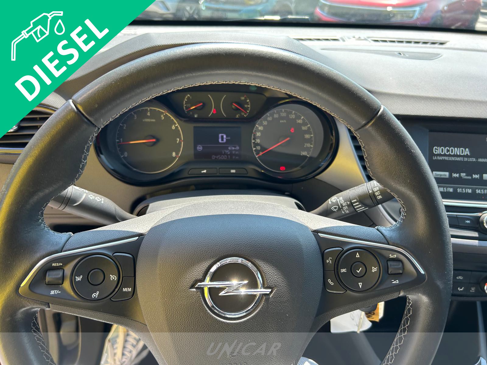 UNICAR Opel Crossland