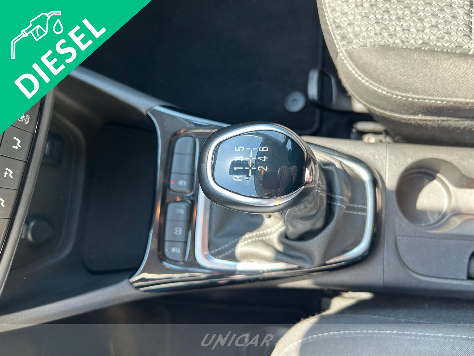 UNICAR Opel Crossland