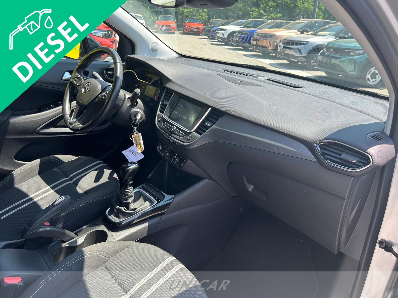 UNICAR Opel Crossland
