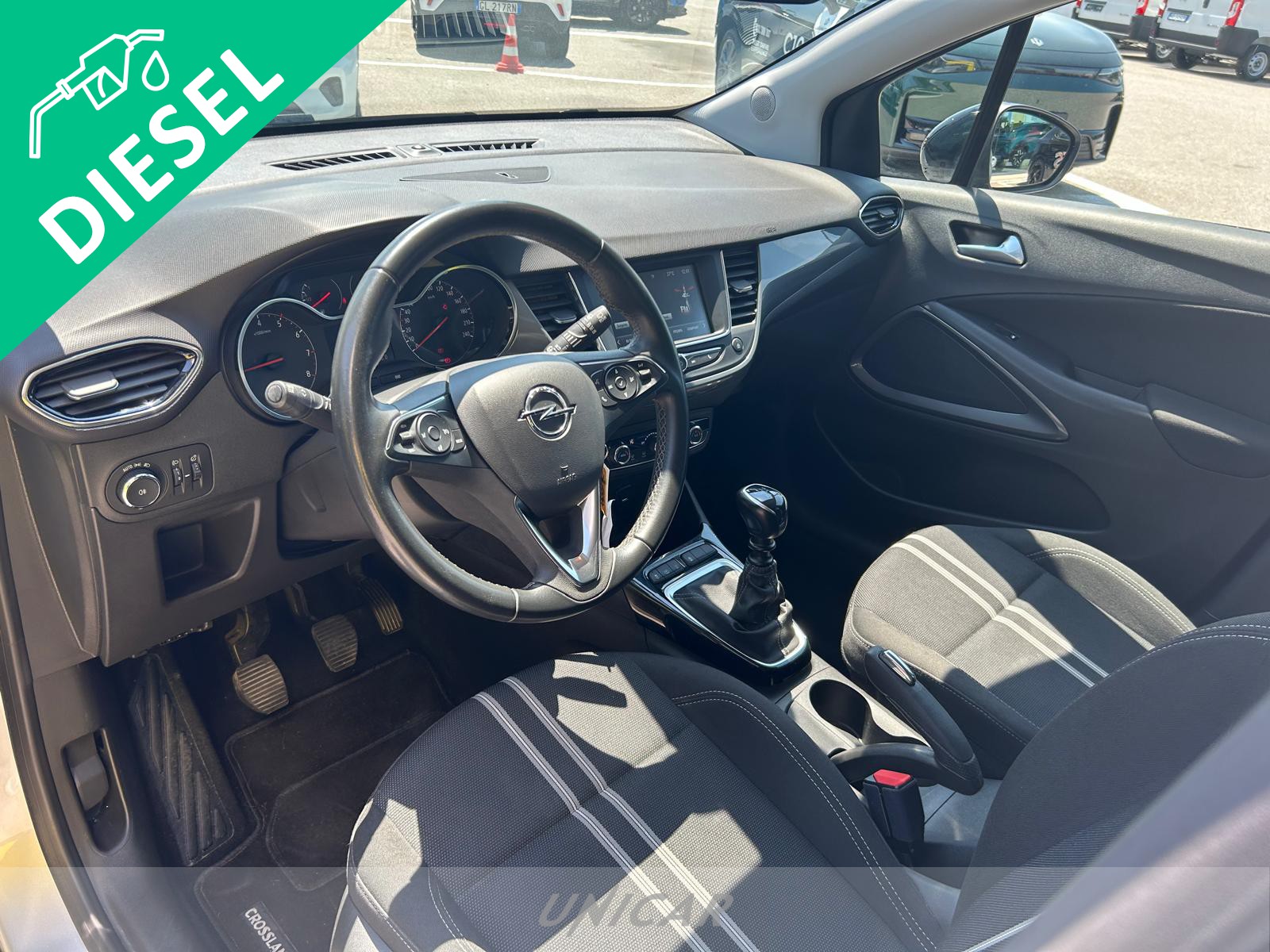 UNICAR Opel Crossland
