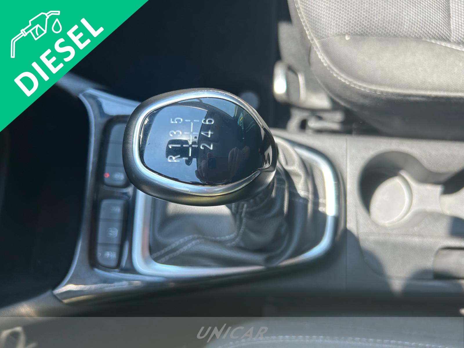 UNICAR Opel Crossland
