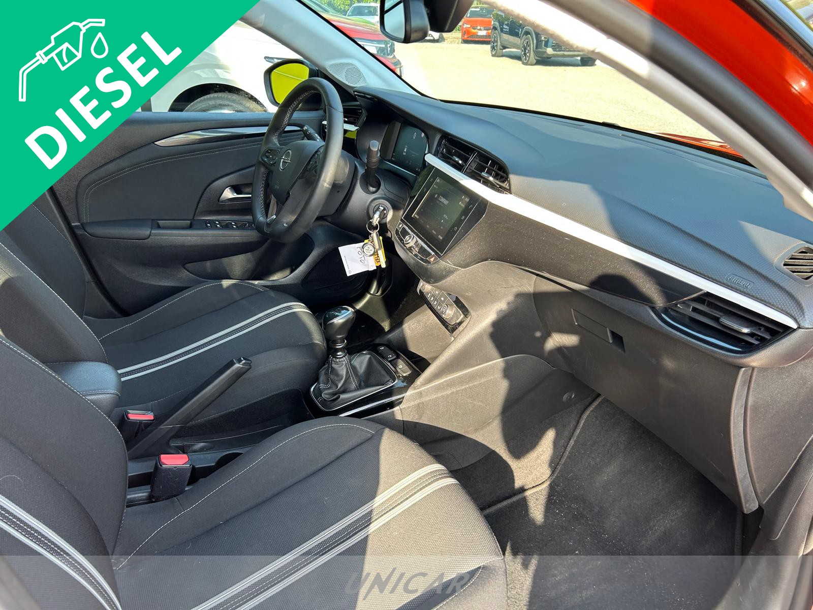 UNICAR Opel Corsa