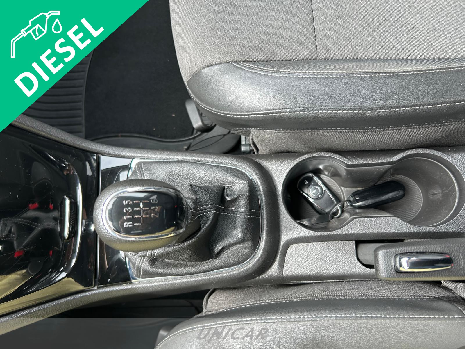UNICAR Opel Mokka X