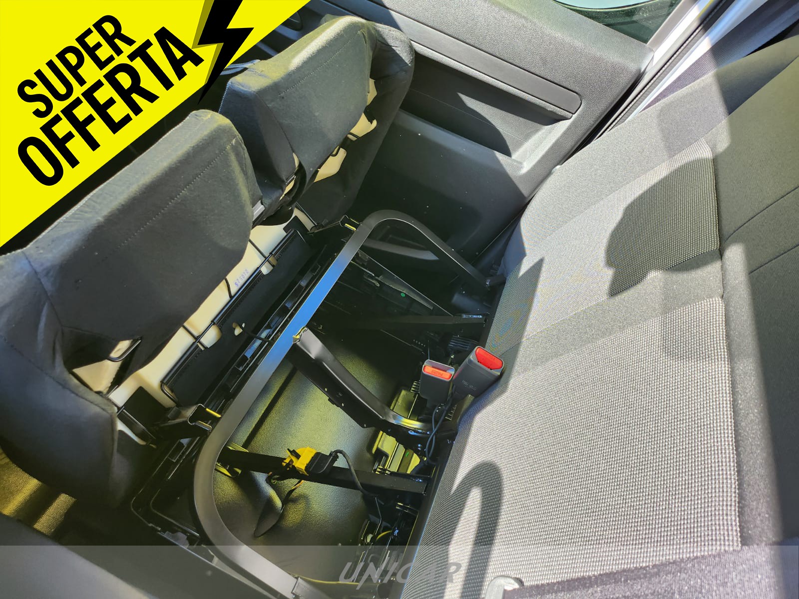 UNICAR Opel Vivaro