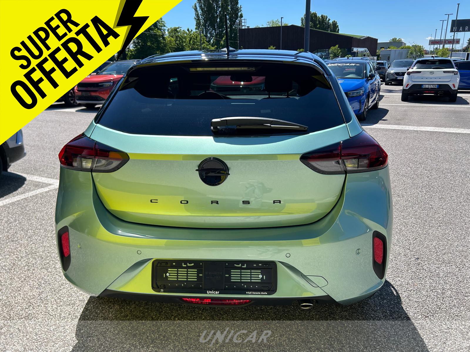 UNICAR Opel Corsa