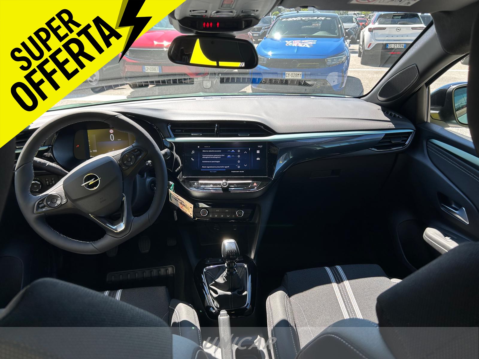 UNICAR Opel Corsa