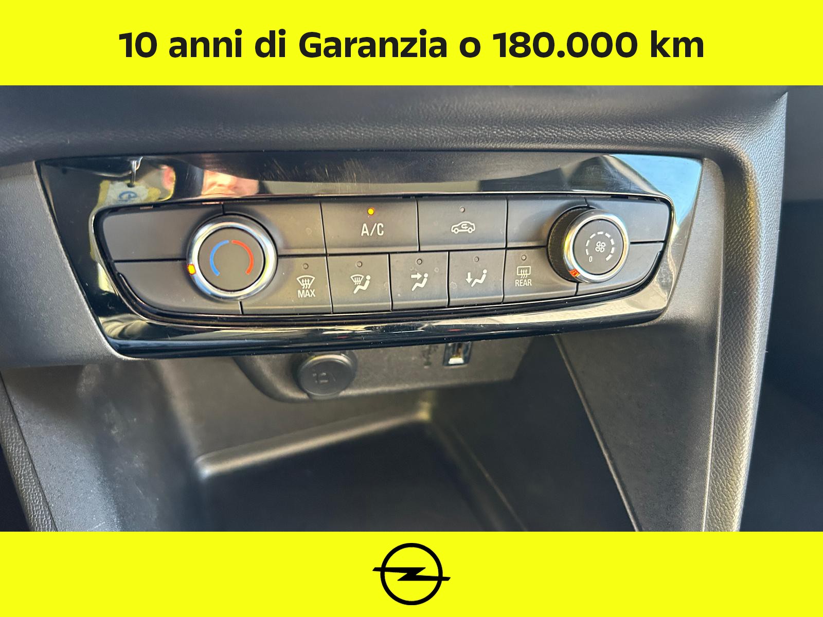 UNICAR Opel Corsa