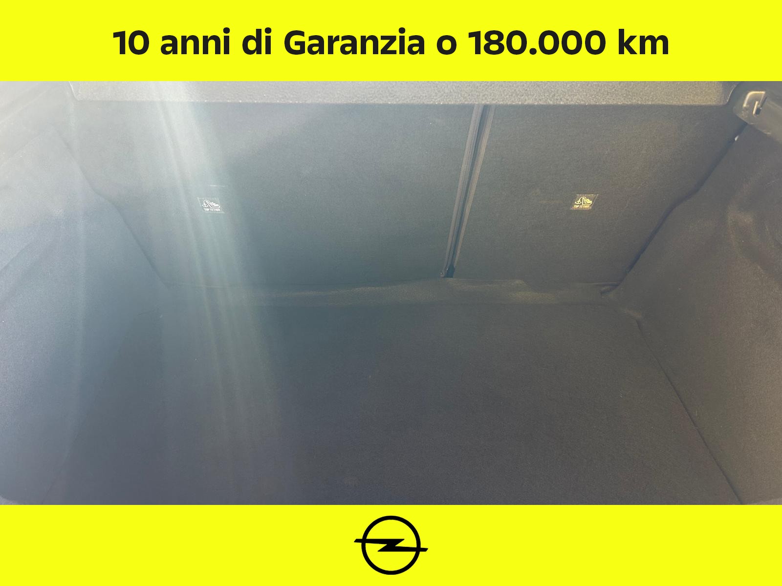 UNICAR Opel Corsa