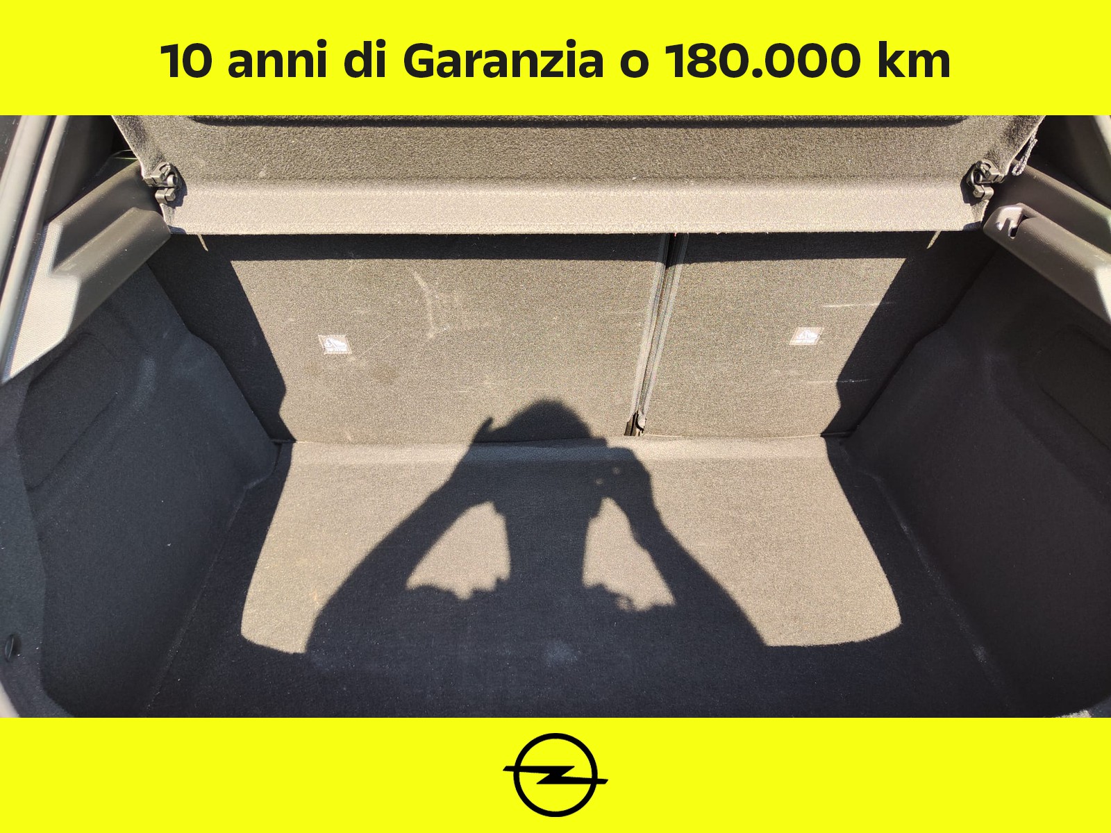 UNICAR Opel Corsa