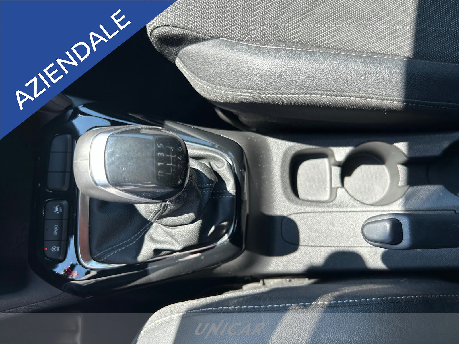 UNICAR Opel Corsa