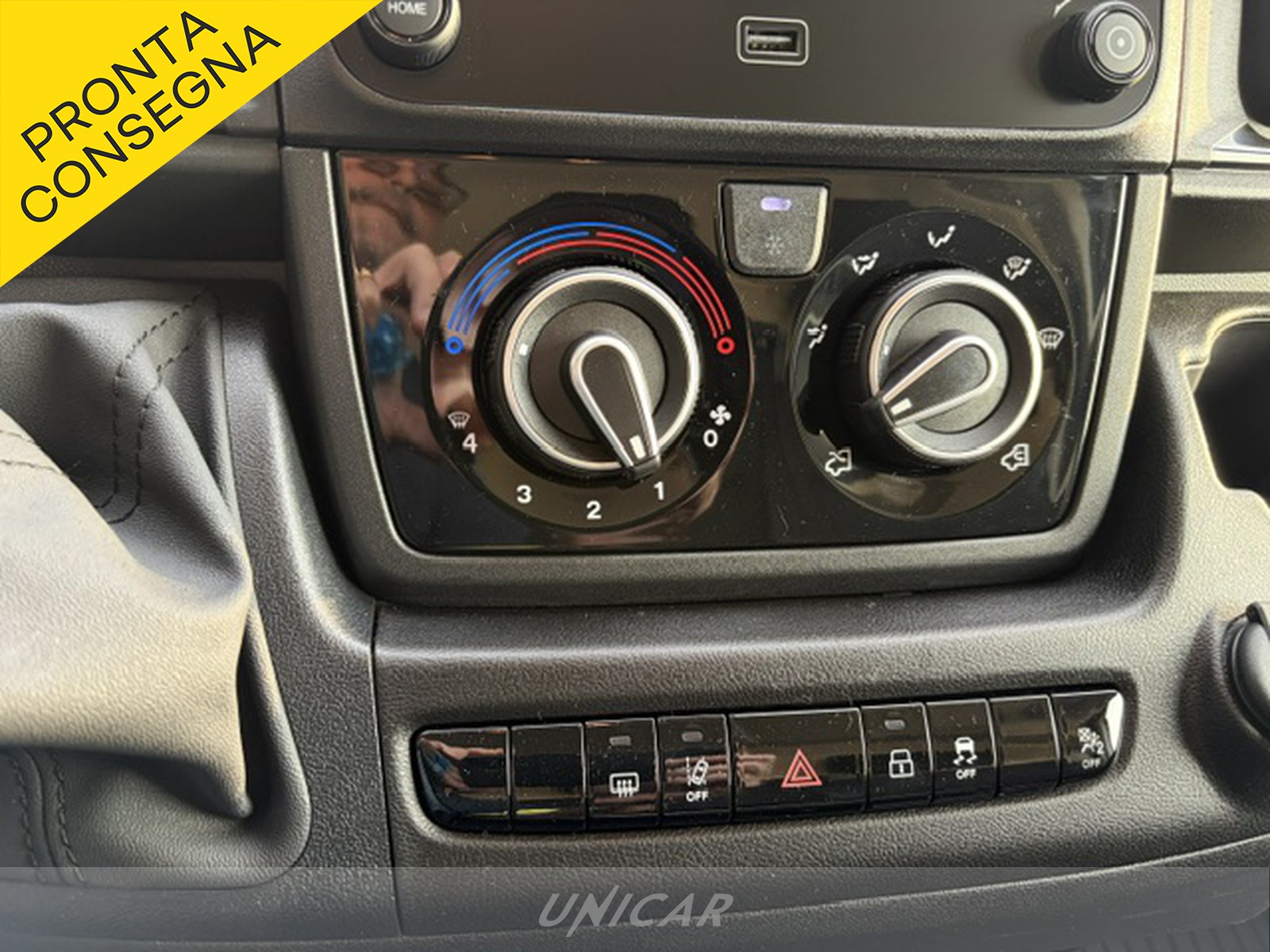 UNICAR Opel Movano