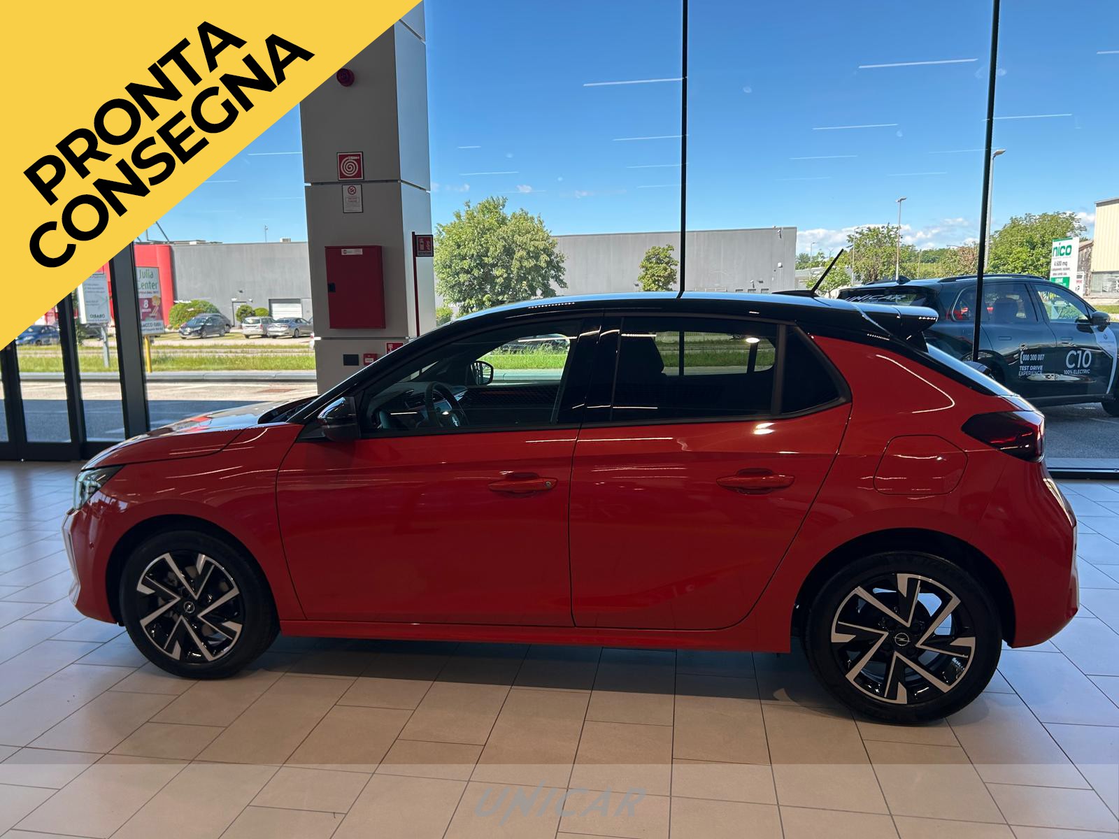 UNICAR Opel Corsa