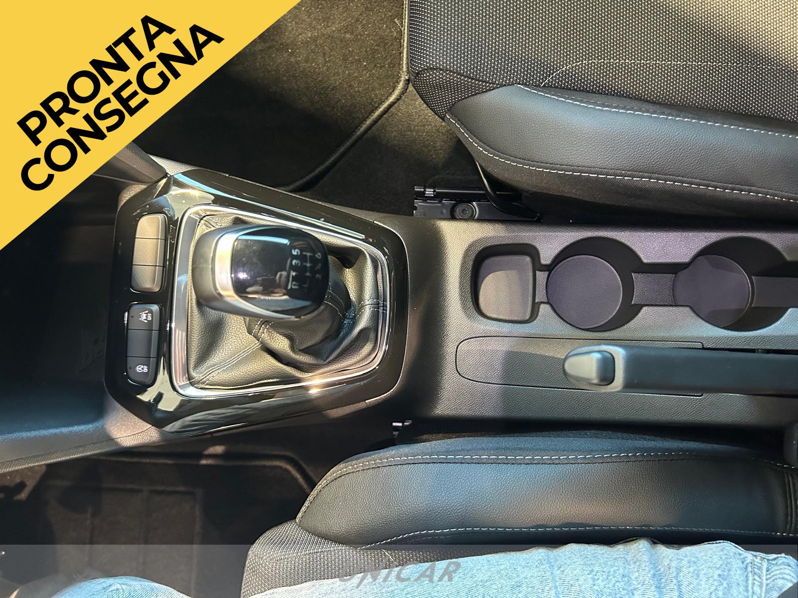 UNICAR Opel Corsa