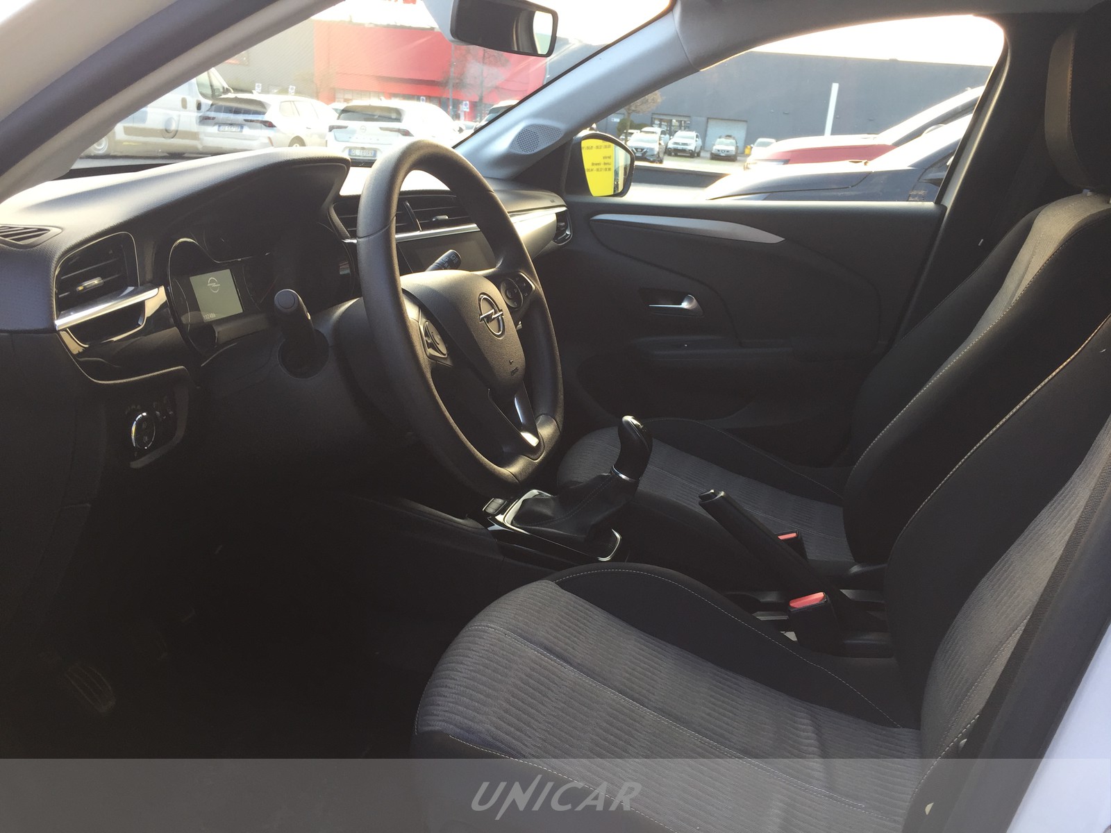 UNICAR Opel Corsa