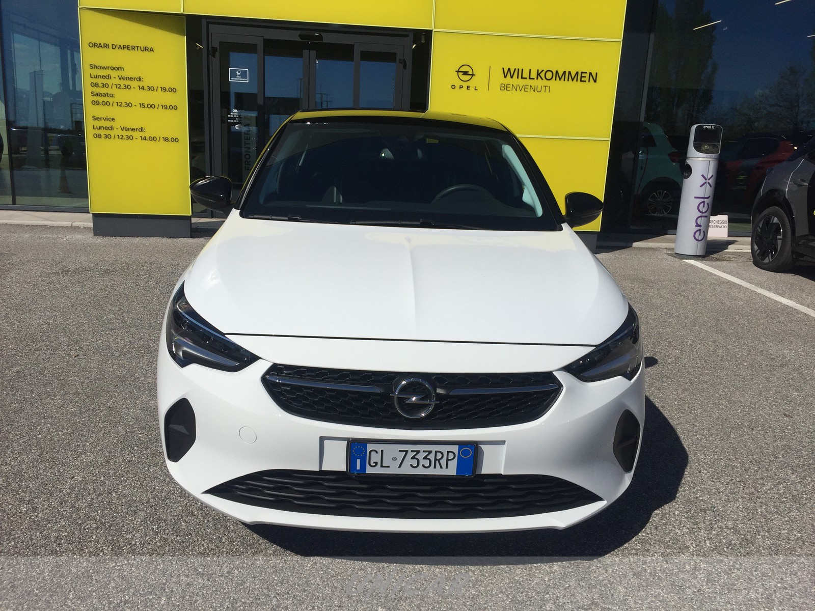 UNICAR Opel Corsa