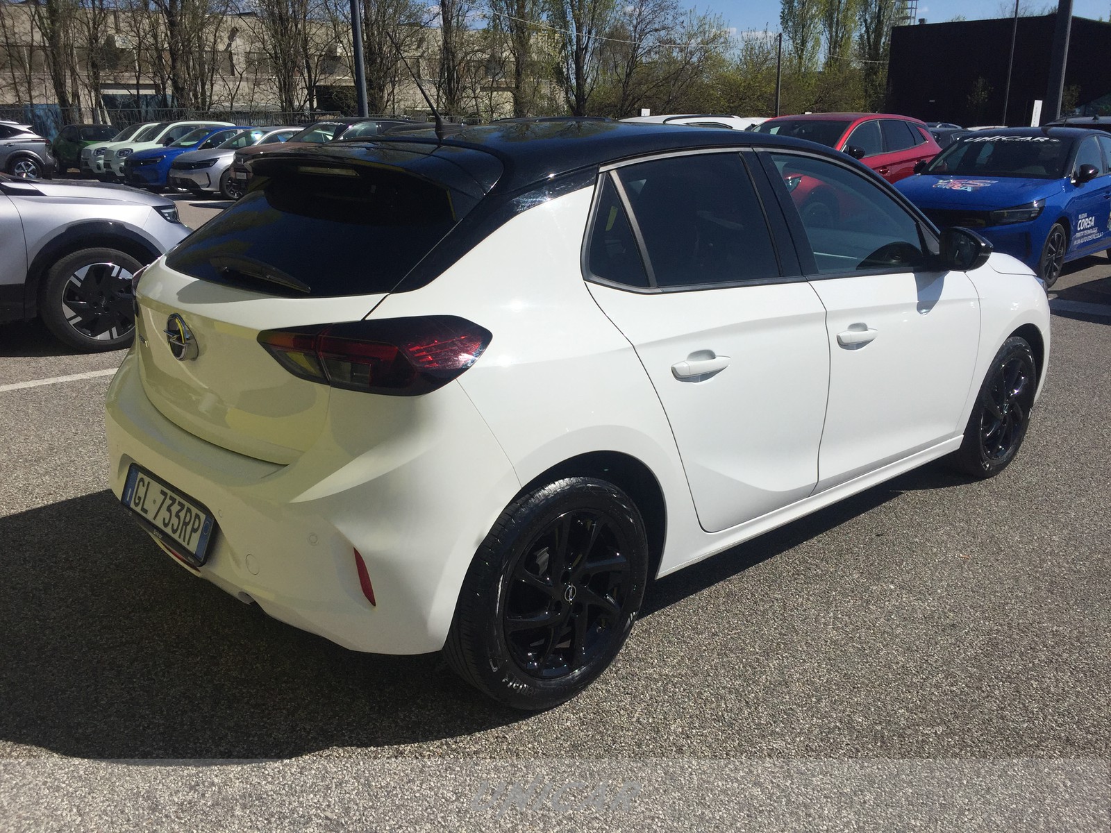 UNICAR Opel Corsa