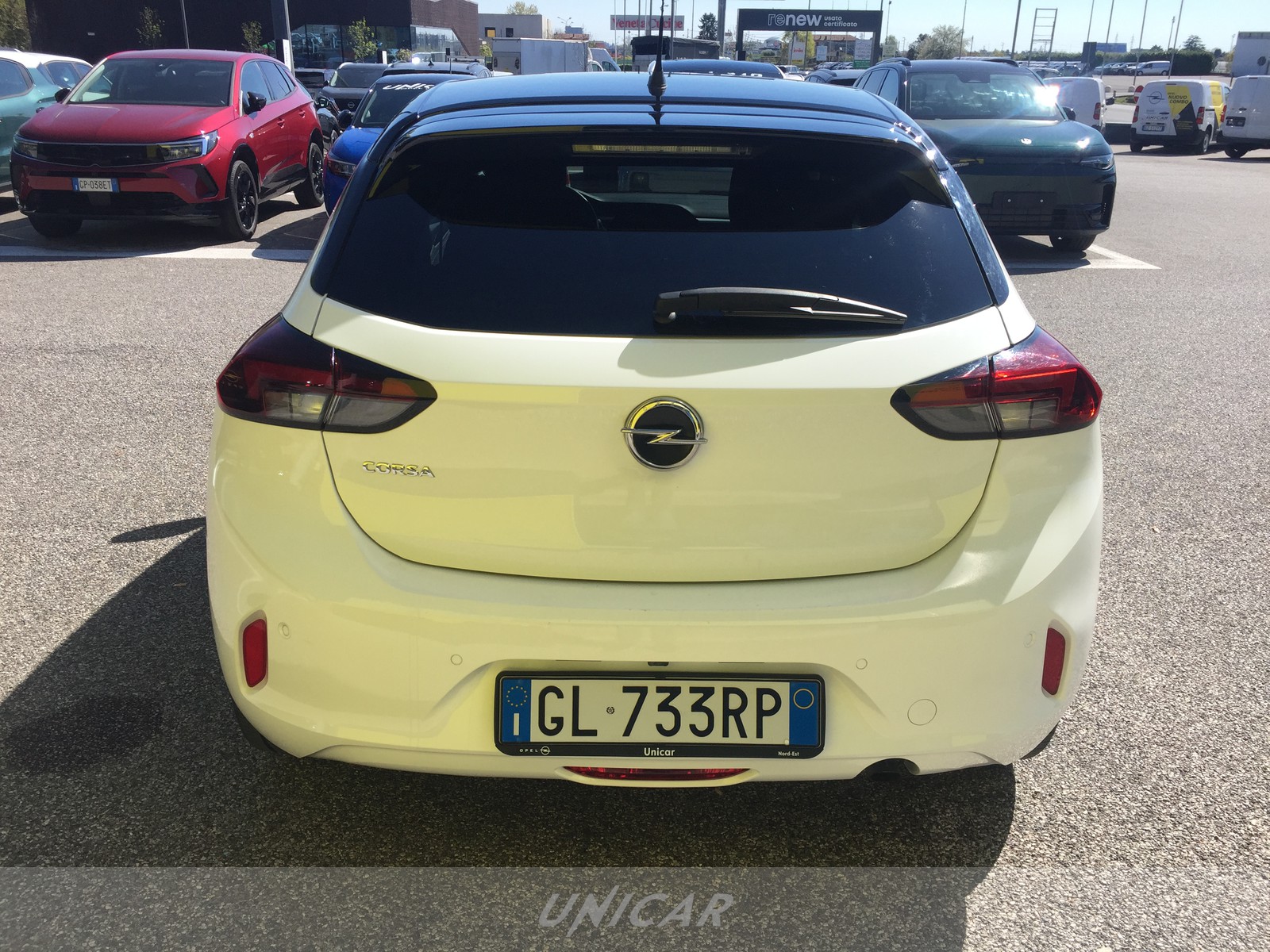 UNICAR Opel Corsa
