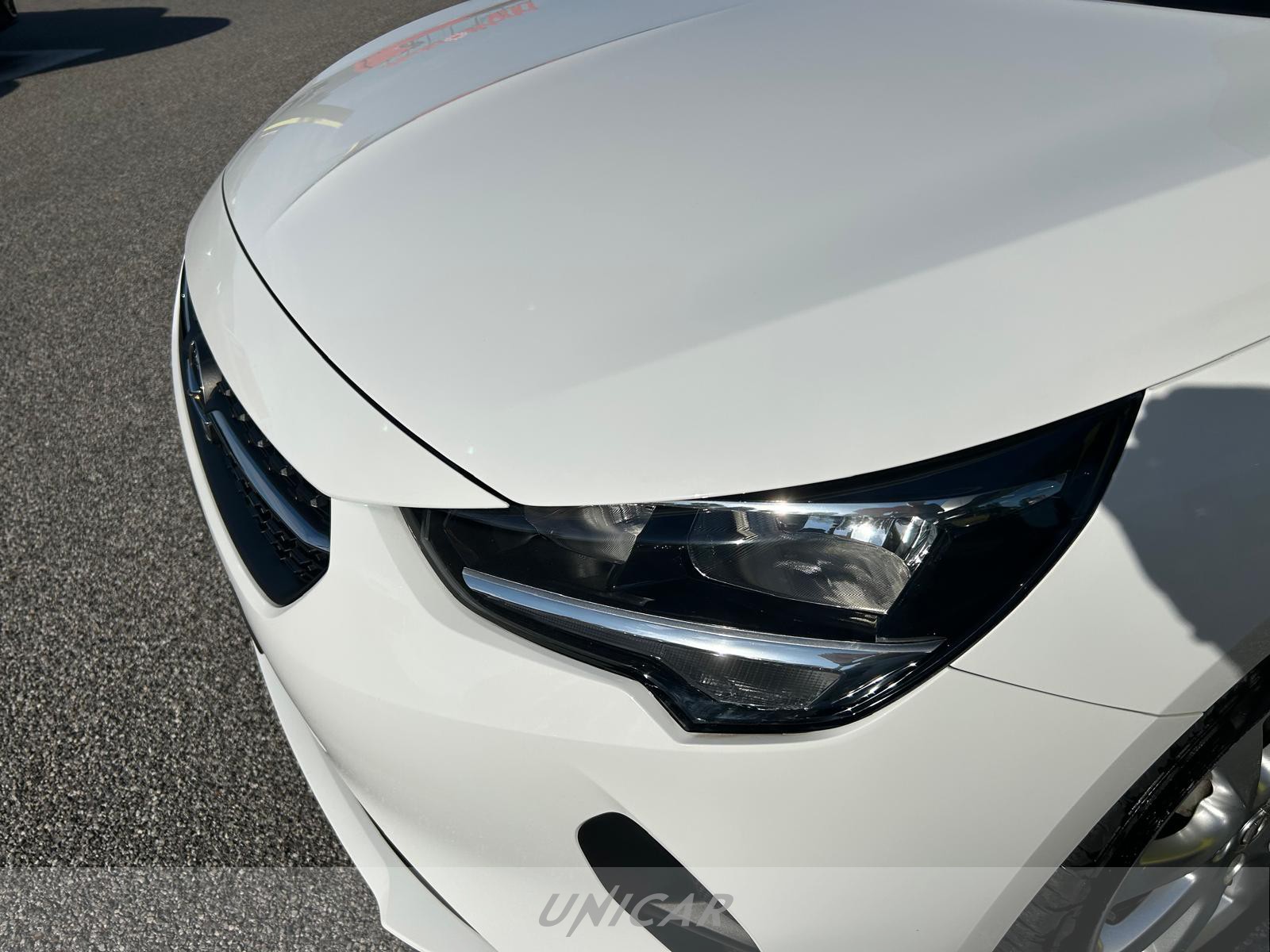 UNICAR Opel Corsa