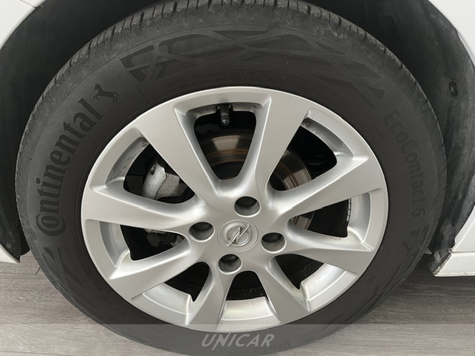 UNICAR Opel Corsa