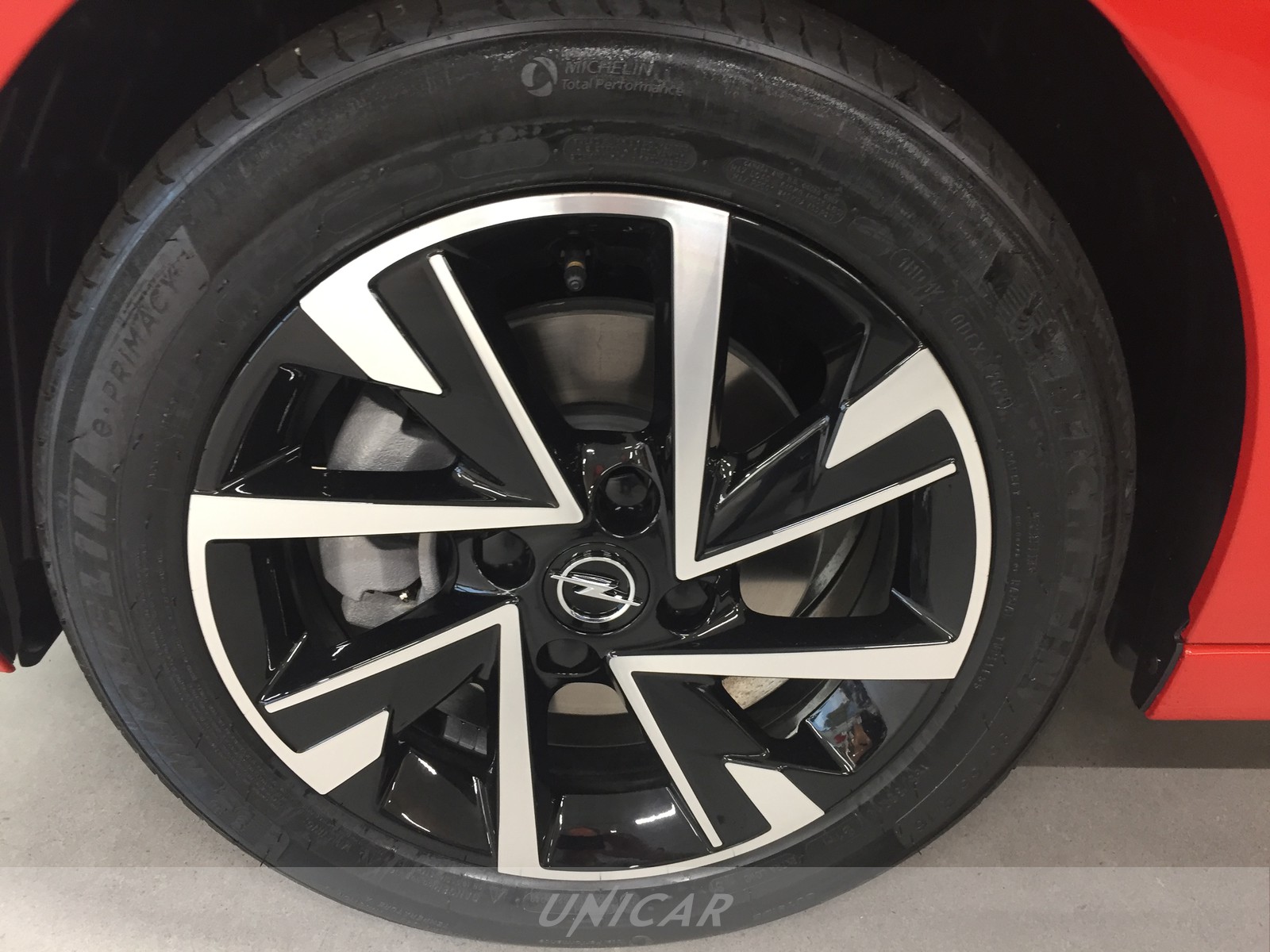 UNICAR Opel Corsa