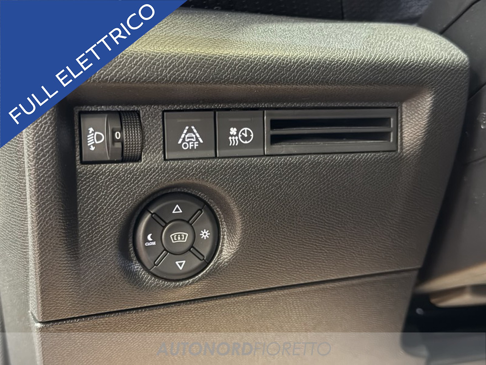 AUTONORD Citroen E-C4