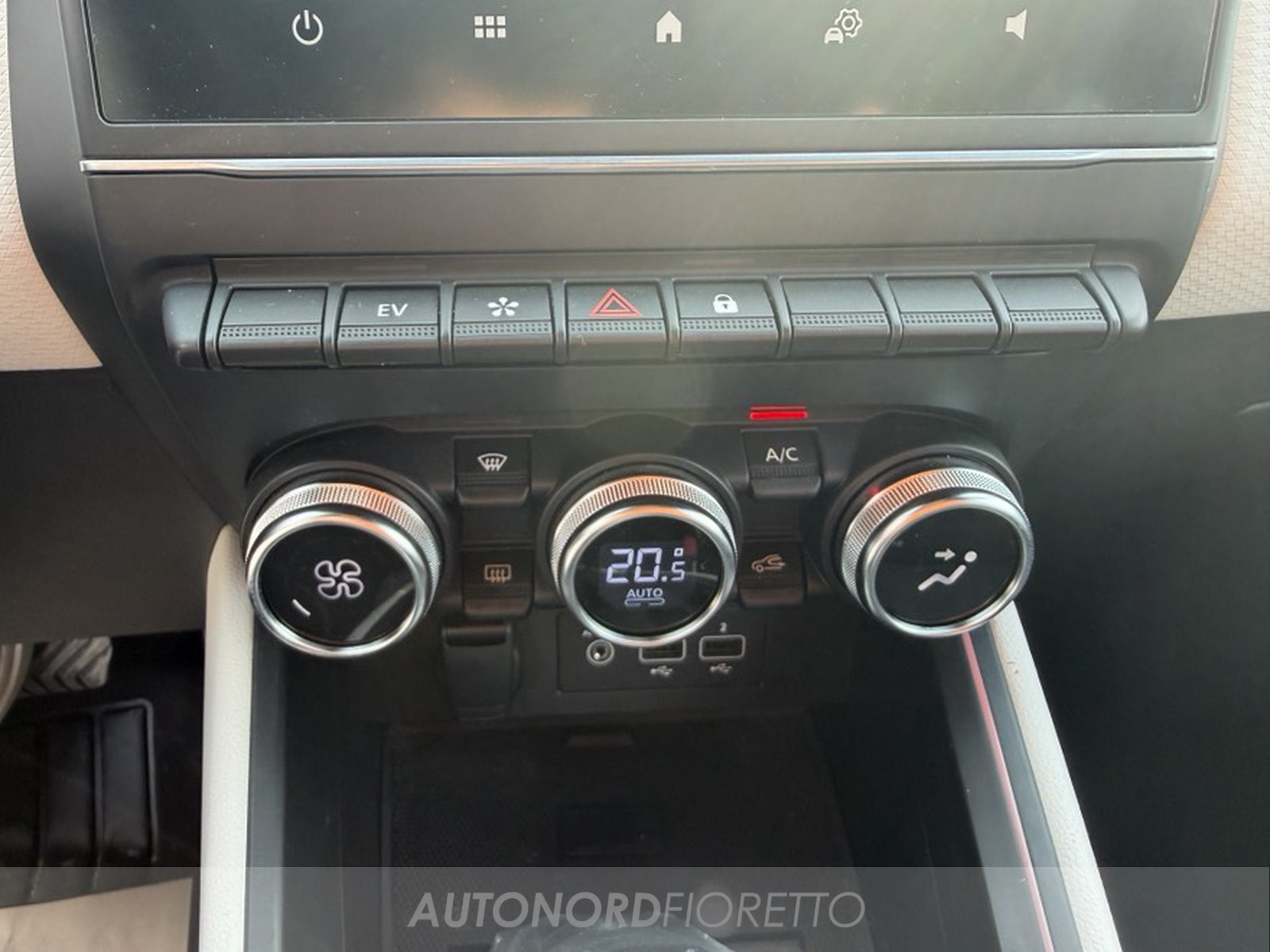 AUTONORD Renault Clio