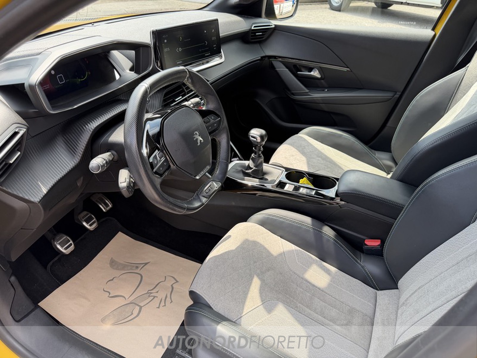 AUTONORD Peugeot 208