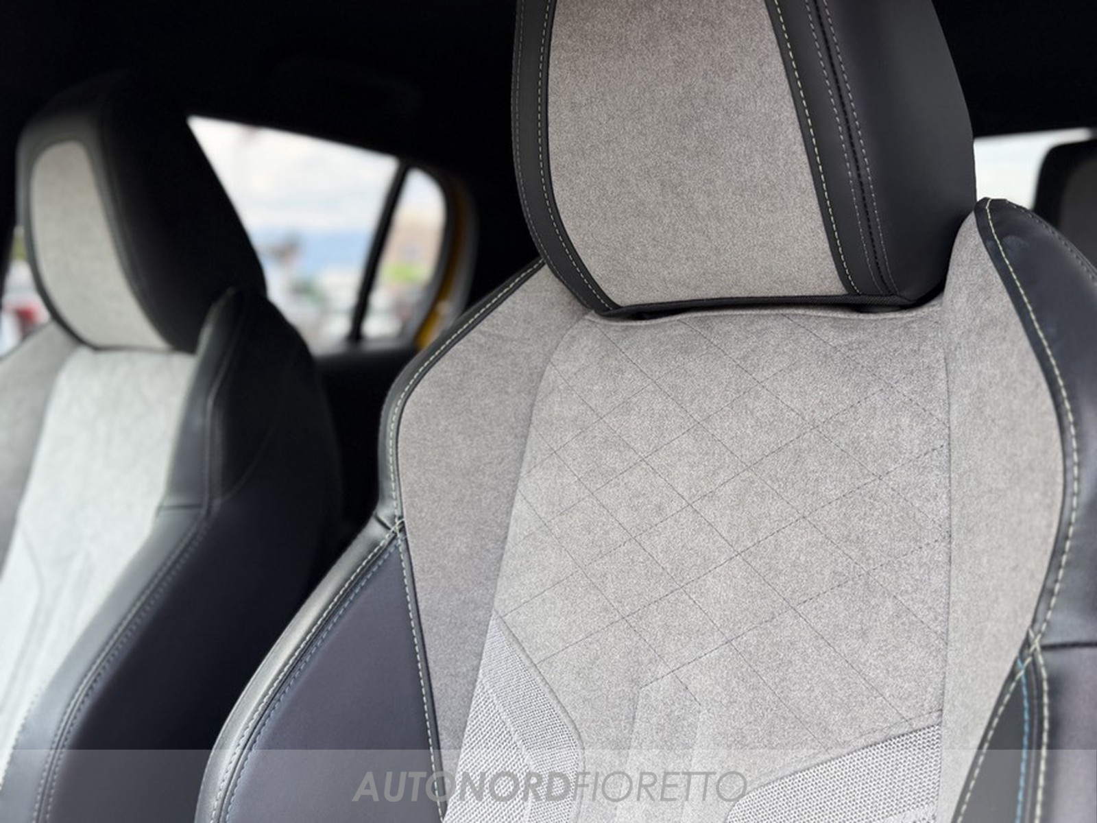 AUTONORD Peugeot 208