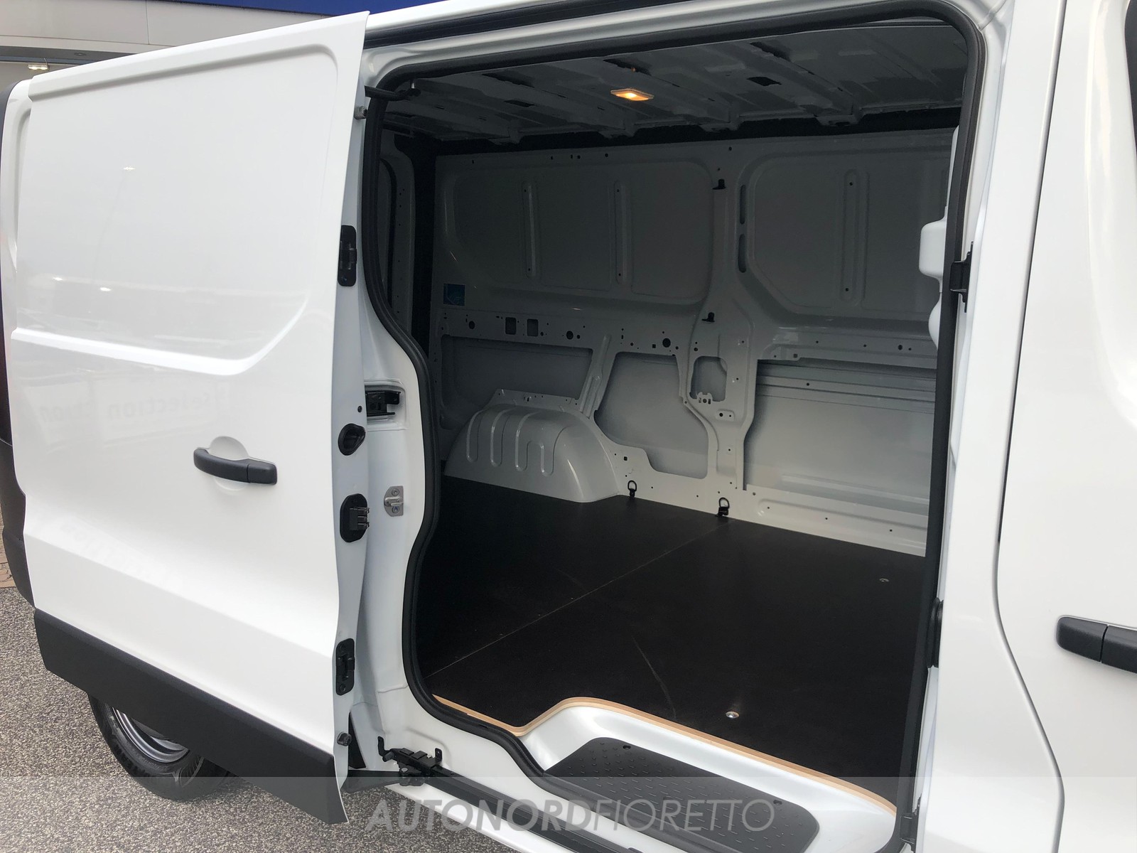 AUTONORD Renault Trafic