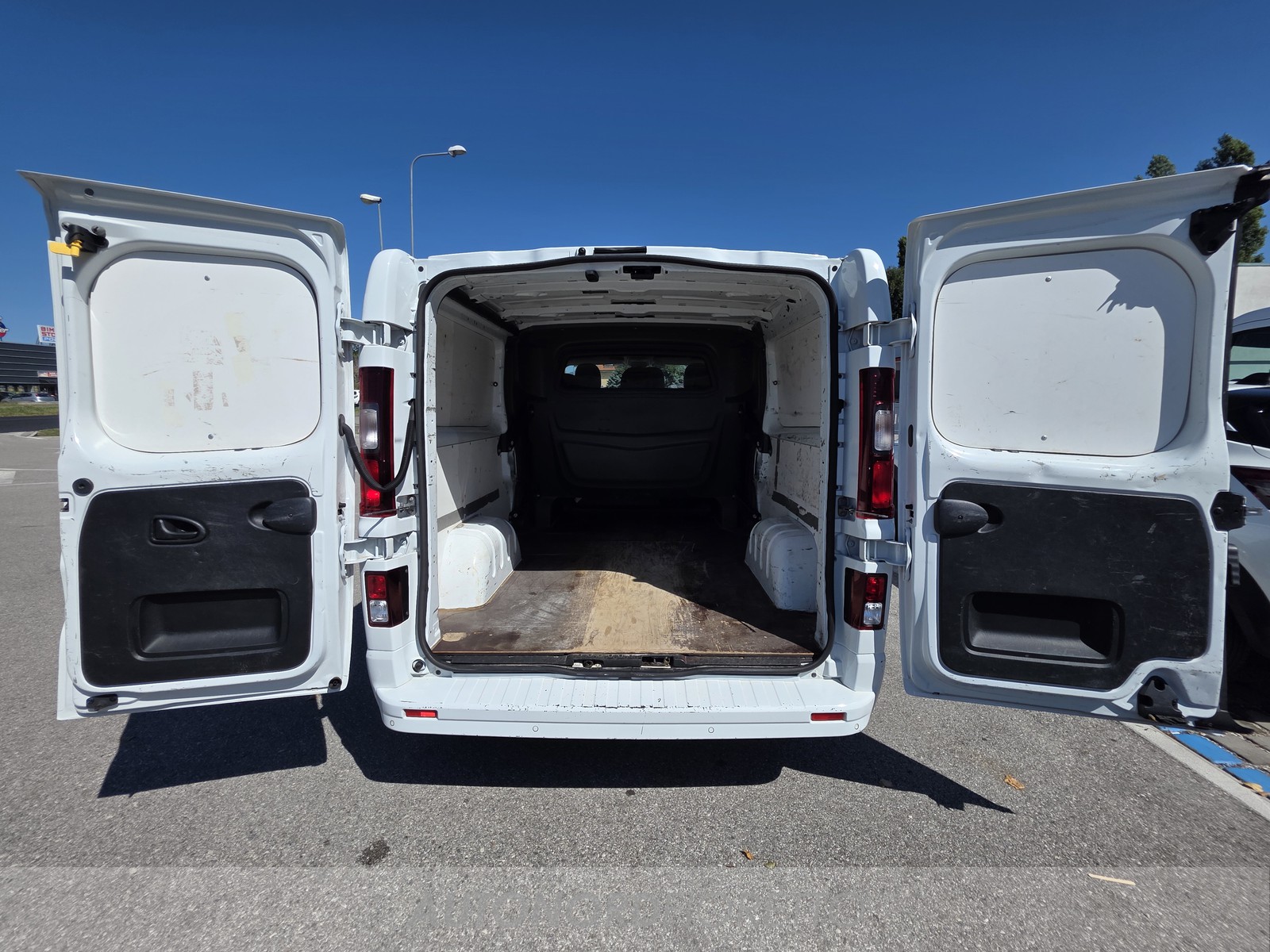 AUTONORD Renault Trafic