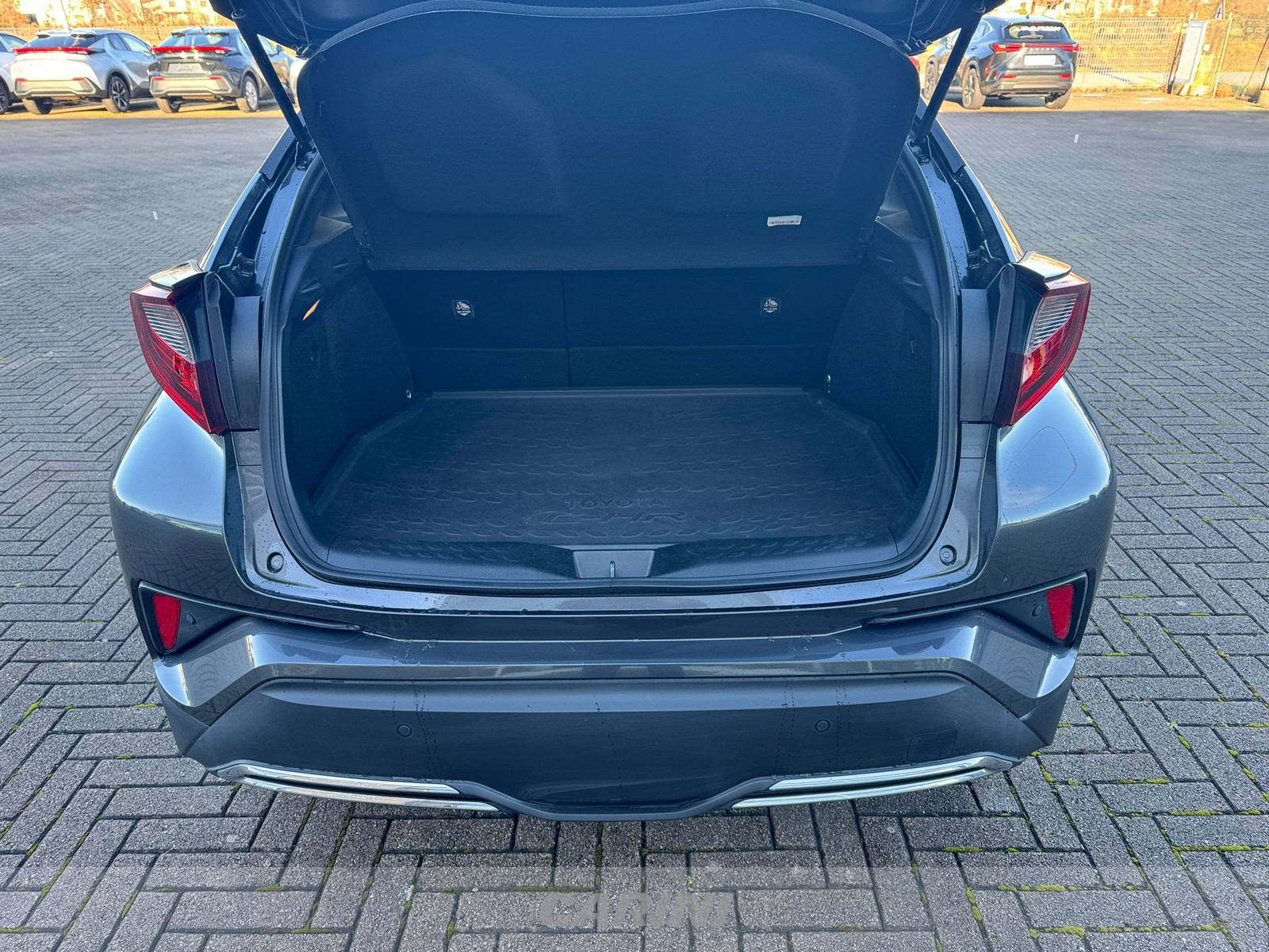 CARINI Toyota C-HR