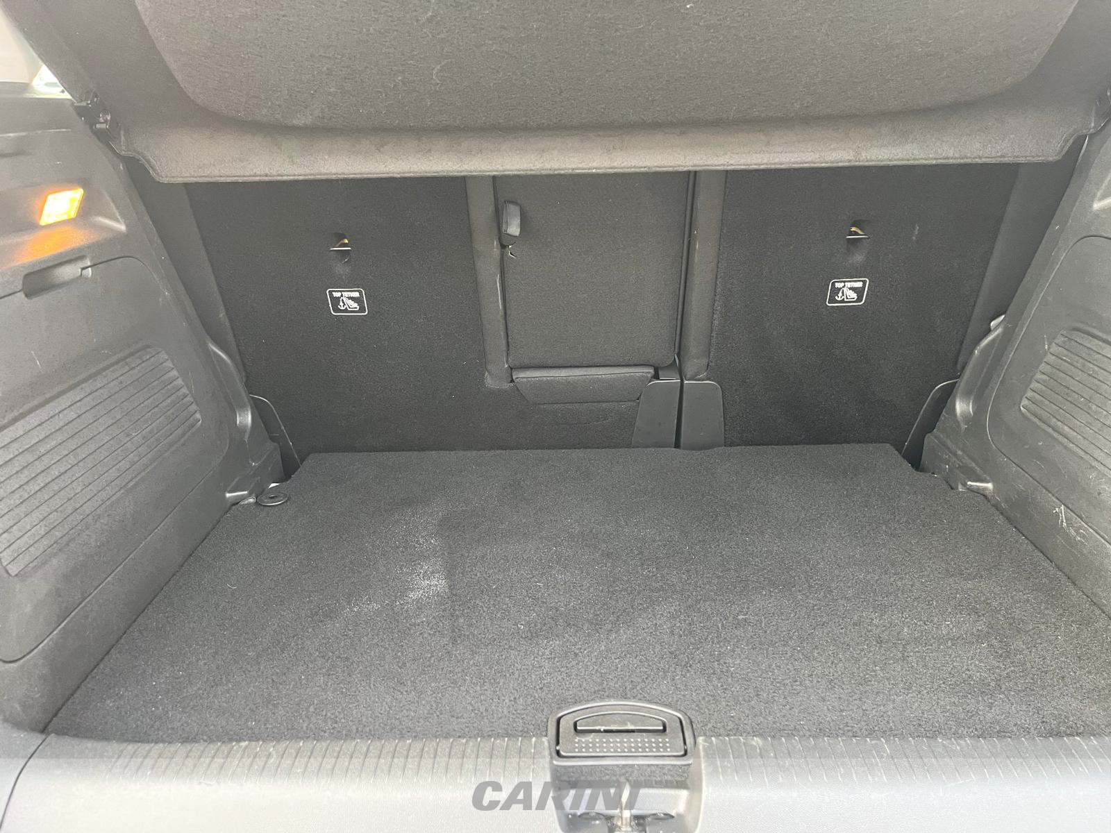 CARINI Opel Crossland X