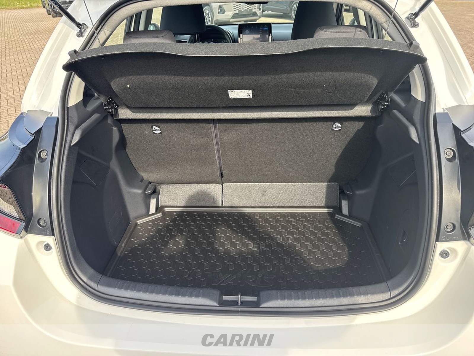 CARINI Toyota Yaris