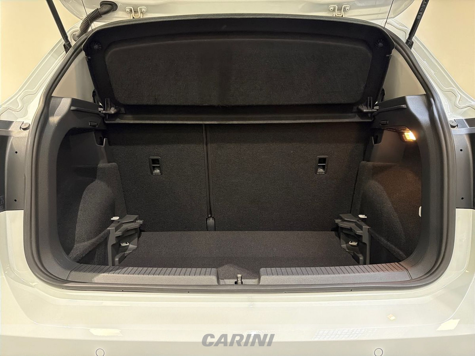 CARINI Volkswagen T-Cross