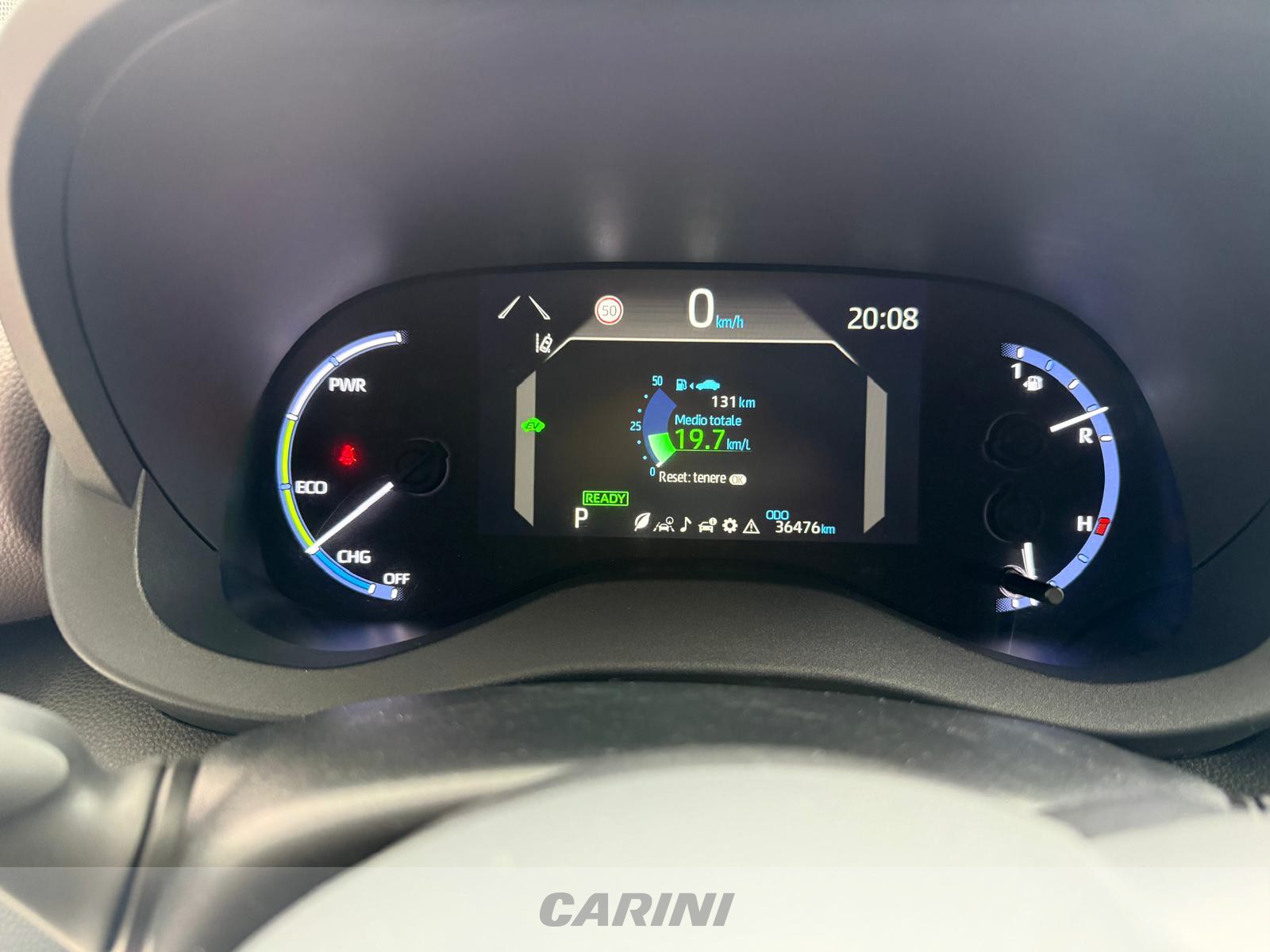 CARINI Toyota yaris cross