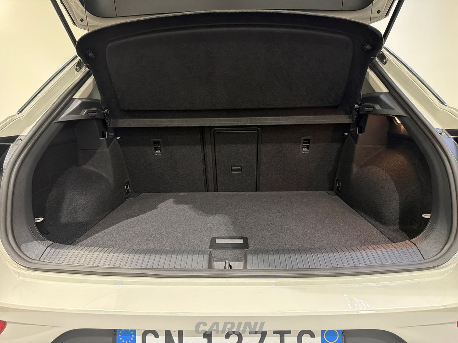 CARINI Volkswagen T-Roc