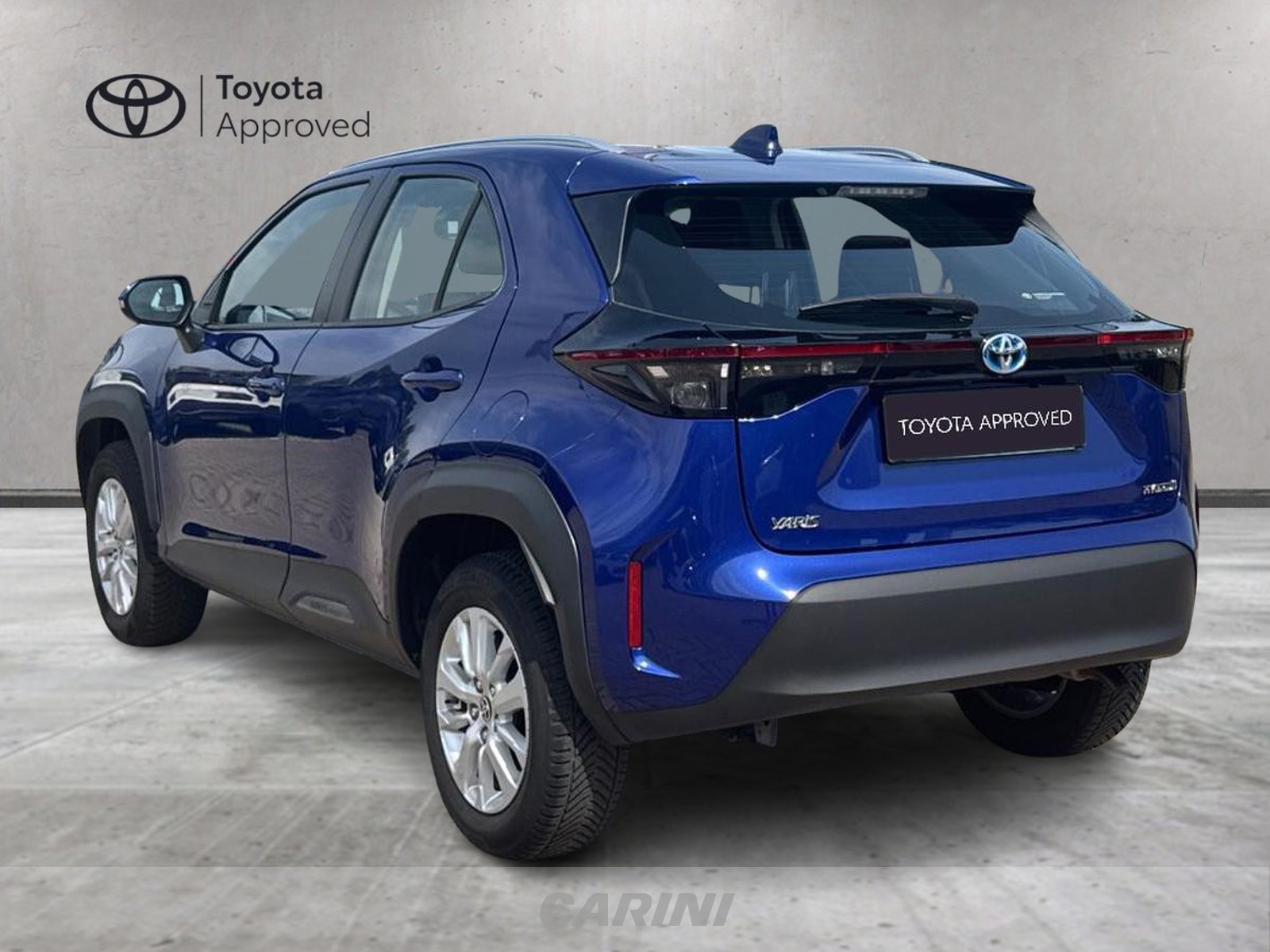 CARINI Toyota yaris cross