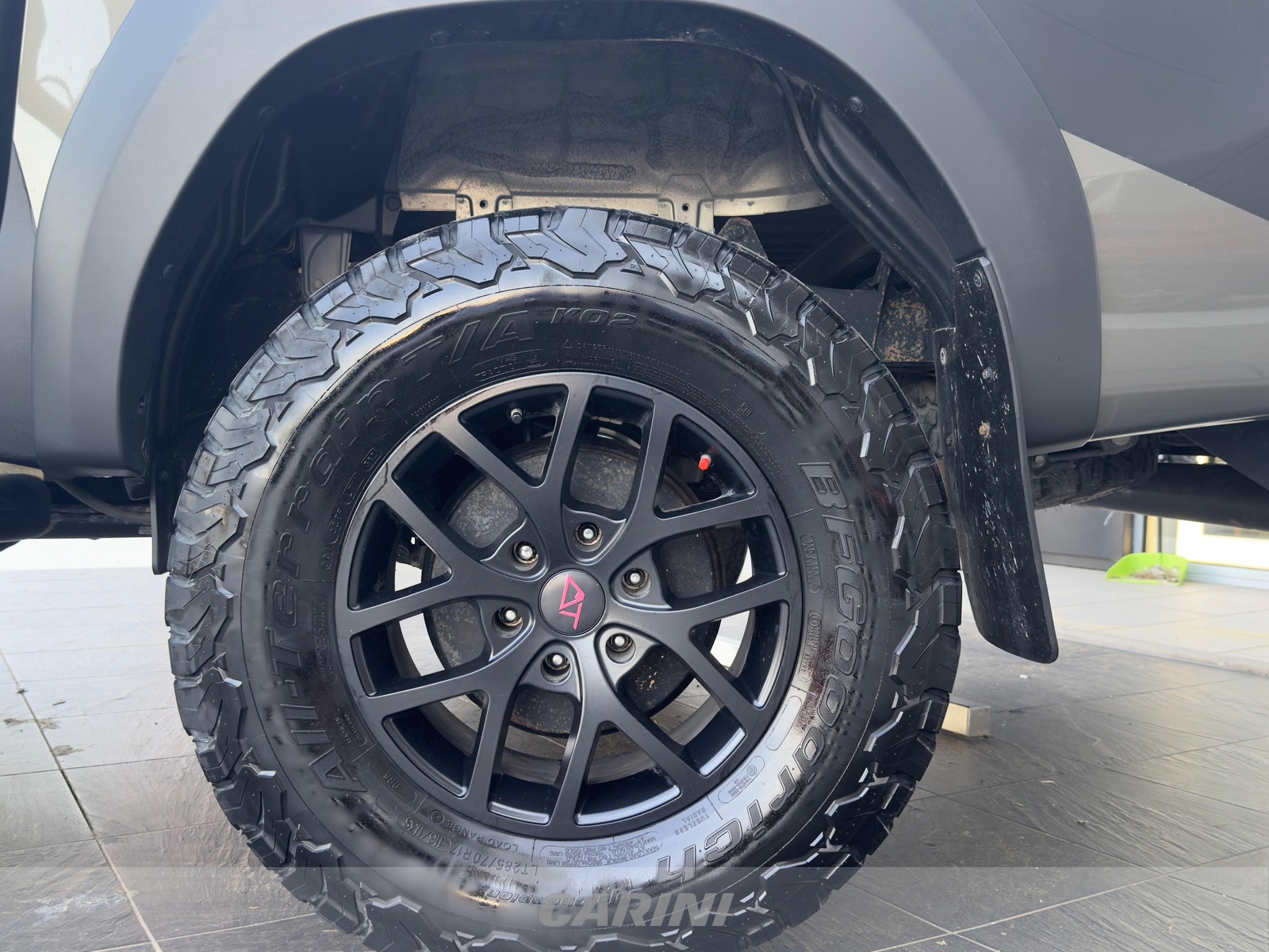 CARINI Toyota HiLux