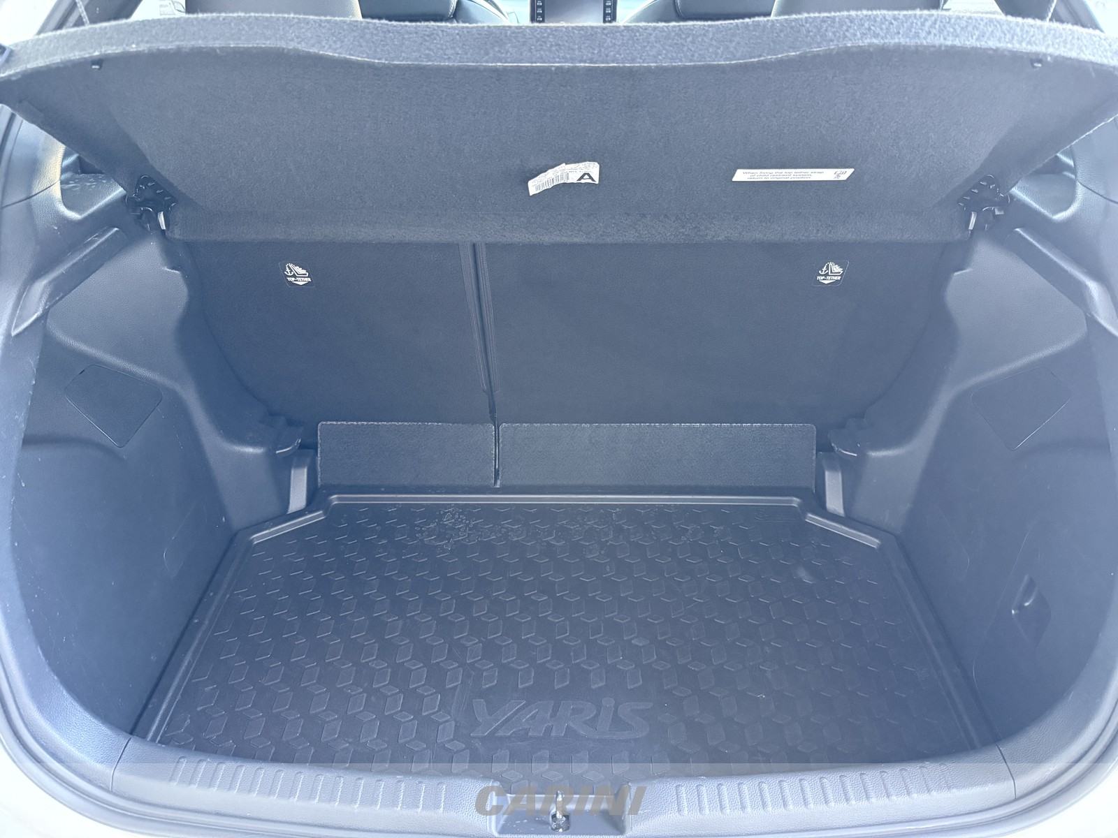 CARINI Toyota Yaris