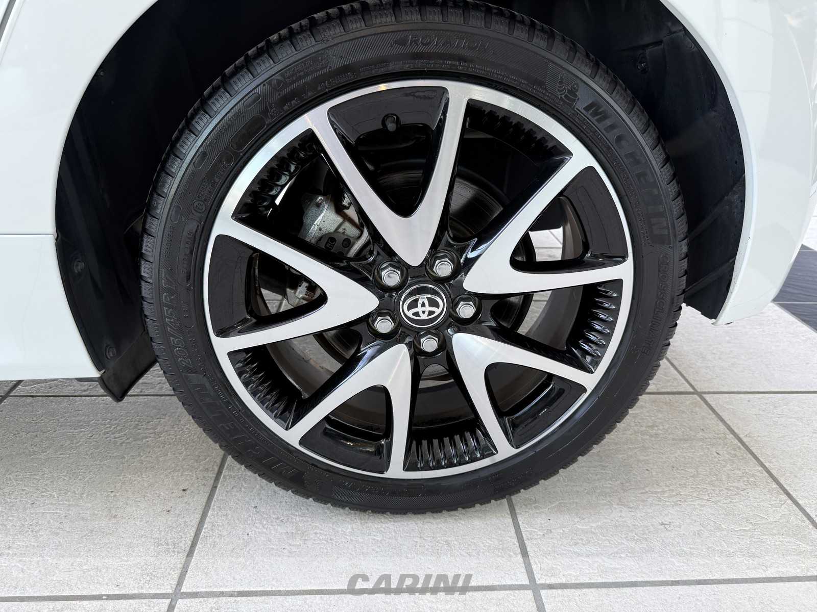 CARINI Toyota Yaris