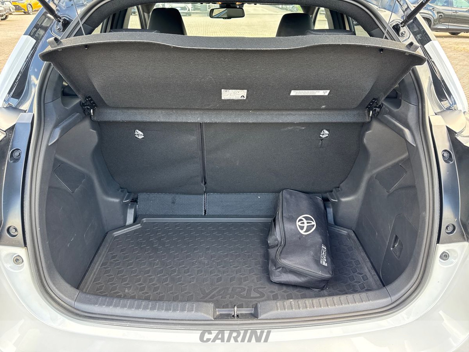 CARINI Toyota Yaris