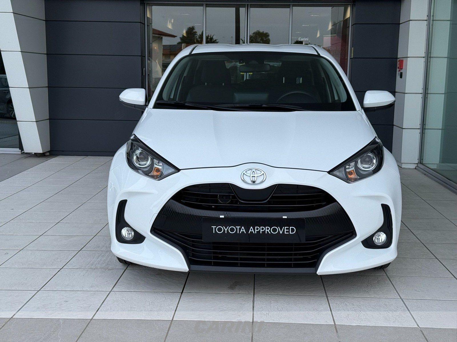 CARINI Toyota Yaris