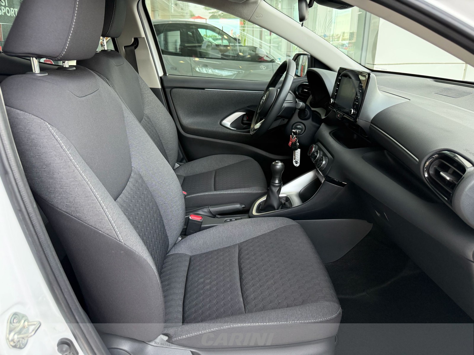 CARINI Toyota Yaris