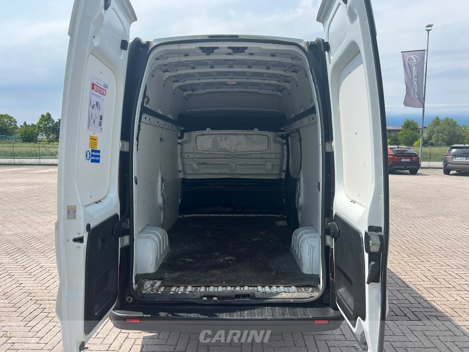 CARINI Renault Trafic