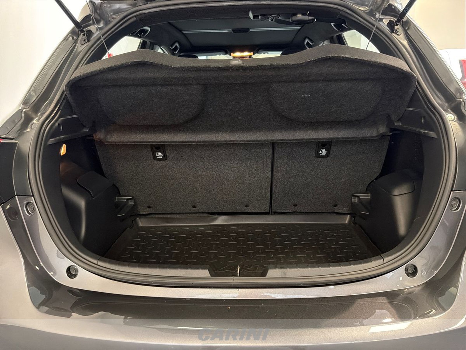 CARINI Toyota Yaris