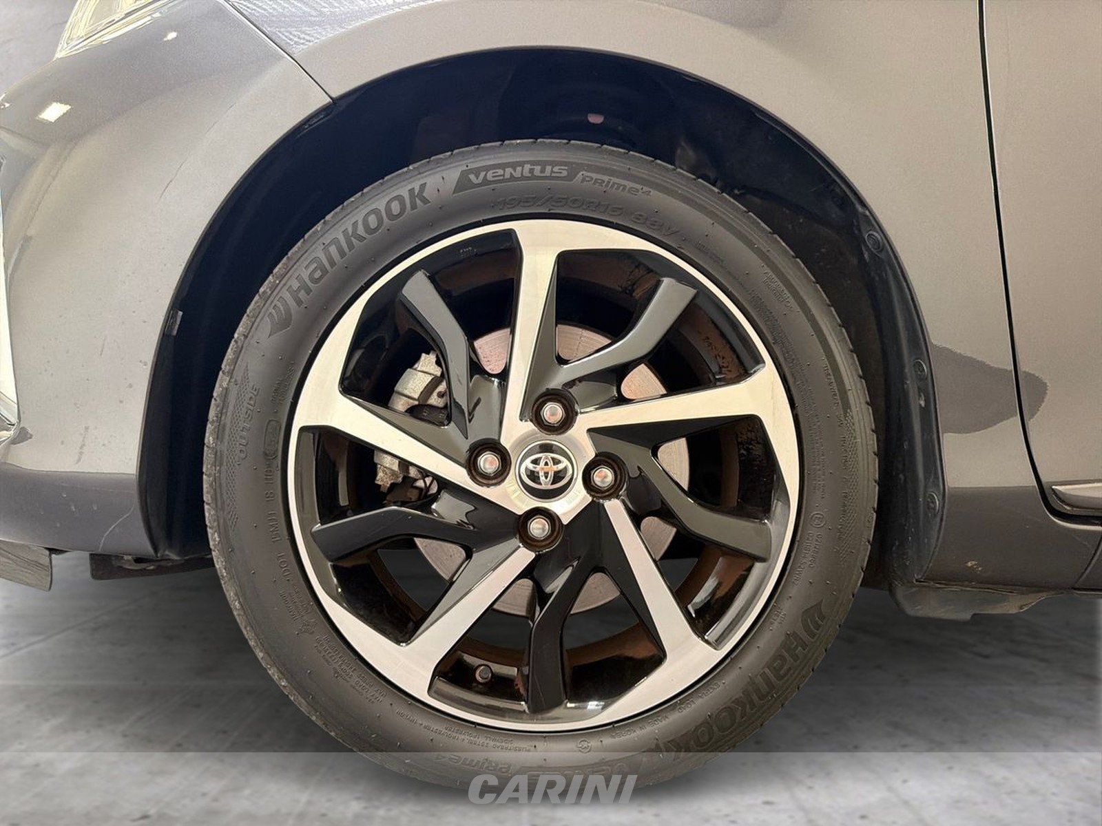 CARINI Toyota Yaris