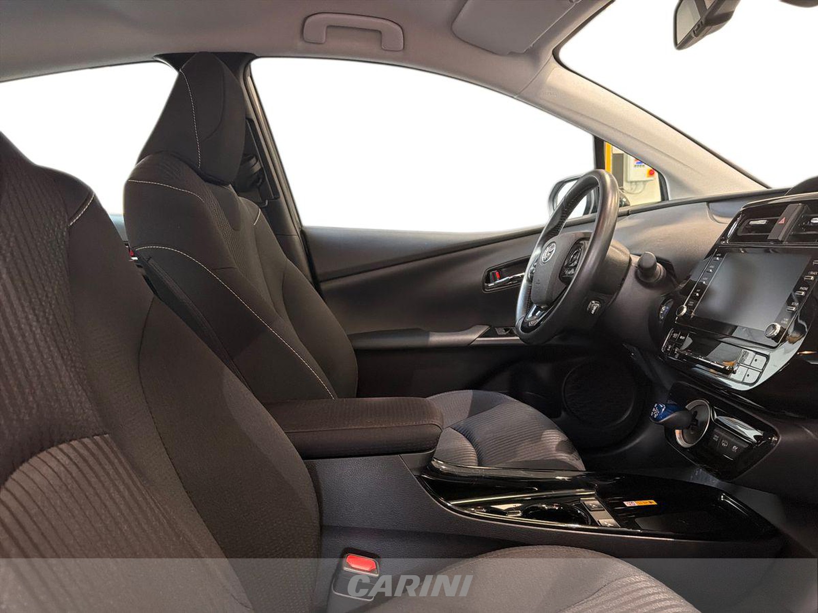 CARINI Toyota Prius